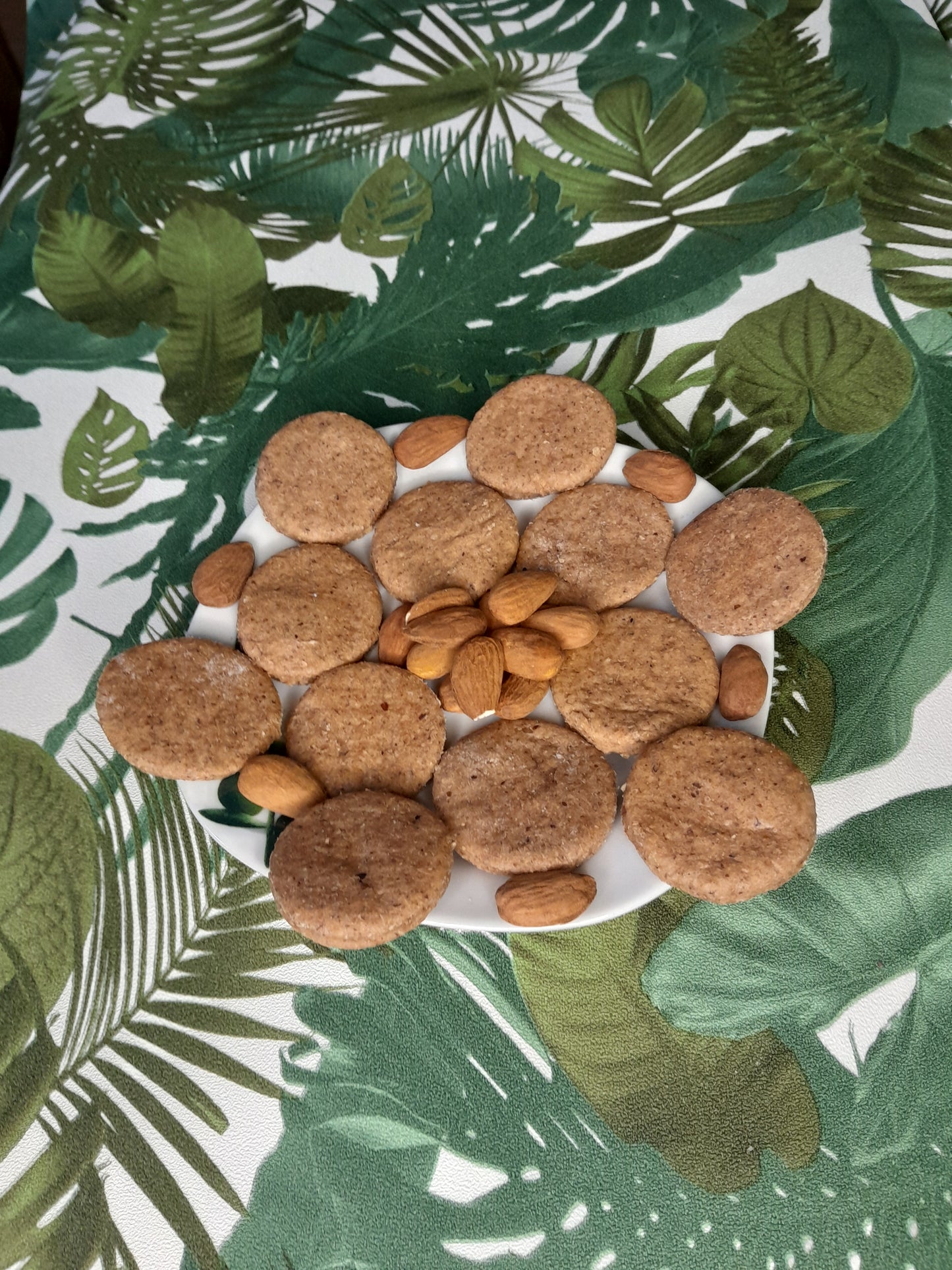 Galletas caseras de almendras para loros